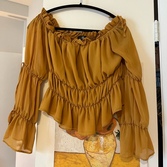 ASOS Missguided Shirred Off the Shoulder Top - Picture 4 of 5